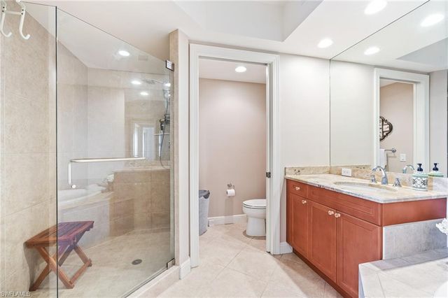 23850 Via Italia CIR 604, Estero, FL 34134