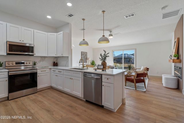 1355 SUMMERBROOK Drive, Middleburg, FL 32068