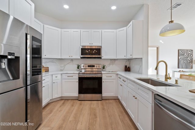 1355 SUMMERBROOK Drive, Middleburg, FL 32068