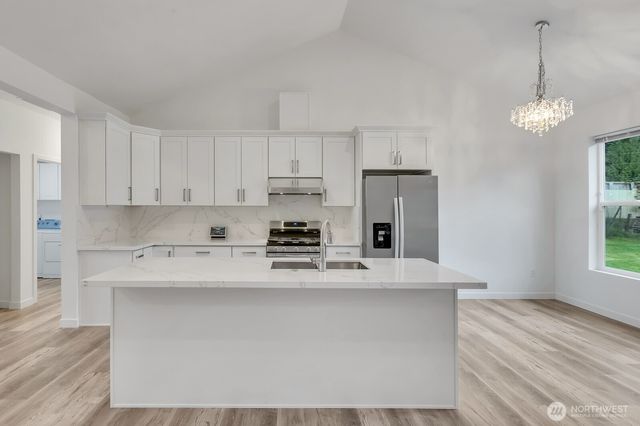 21317 Locust Way, Lynnwood, WA 98036