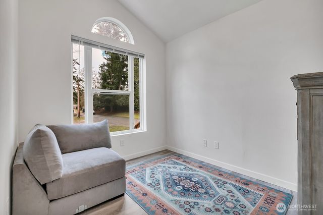 21317 Locust Way, Lynnwood, WA 98036