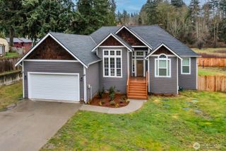 21317 Locust Way, Lynnwood, WA 98036