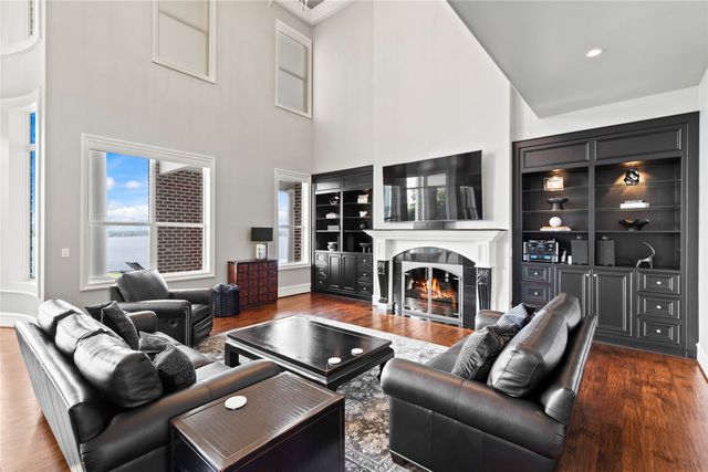 222 Eagles Bluff Boulevard, Bullard, TX 75757