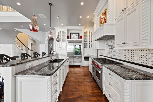222 Eagles Bluff Boulevard, Bullard, TX 75757
