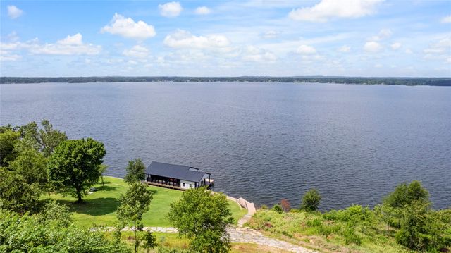 222 Eagles Bluff Boulevard, Bullard, TX 75757