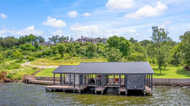 222 Eagles Bluff Boulevard, Bullard, TX 75757