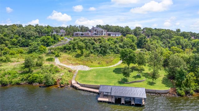222 Eagles Bluff Boulevard, Bullard, TX 75757