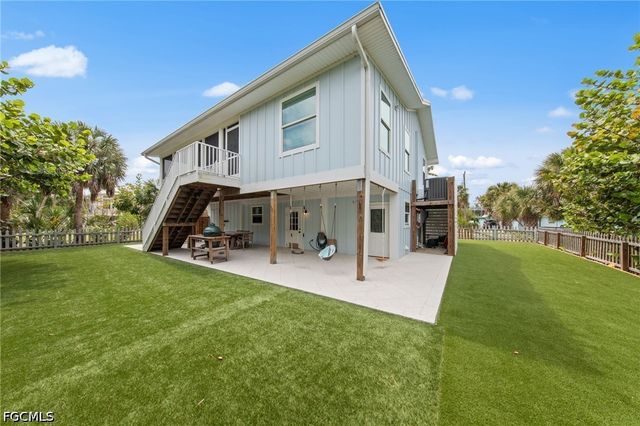 9248 Kincaid CT, Sanibel, FL 33957