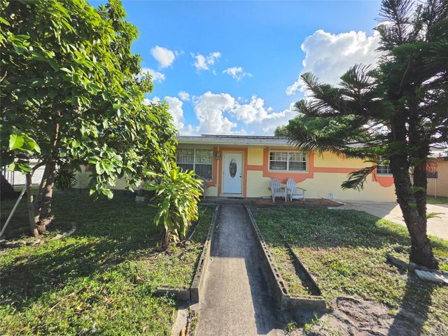 1260 NW 178th Ter, Miami Gardens, FL 33169