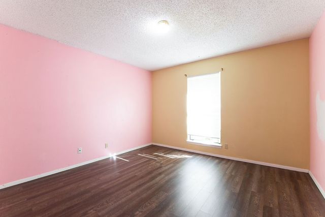 1108 Briar Court, Benbrook, TX 76126