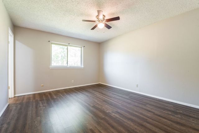 1108 Briar Court, Benbrook, TX 76126