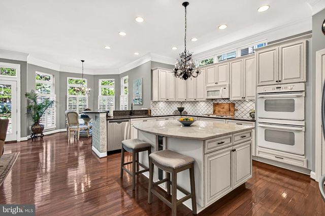 42746 EXPLORER DR, Brambleton, VA 20148