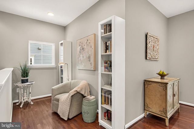 42746 EXPLORER DR, Brambleton, VA 20148