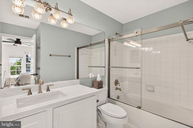 42746 EXPLORER DR, Brambleton, VA 20148