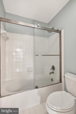 42746 EXPLORER DR, Brambleton, VA 20148
