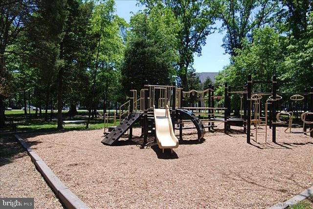 42746 EXPLORER DR, Brambleton, VA 20148