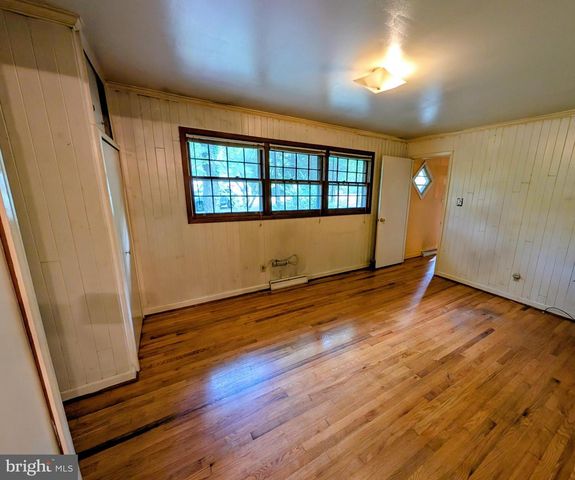 45855 W SUNRISE DR, Lexington Park, MD 20653