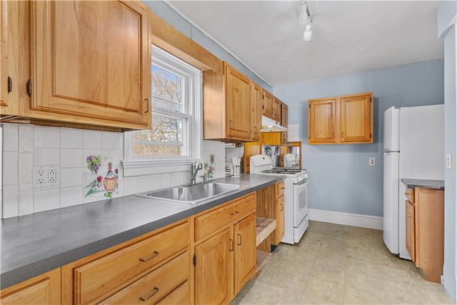 32 Cottage Street, Johnston, RI 02919