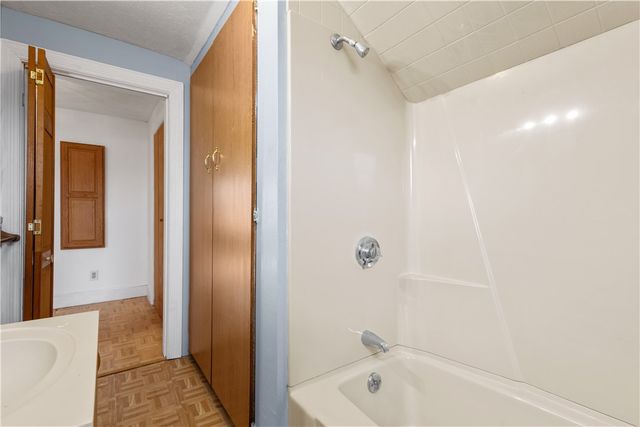 32 Cottage Street, Johnston, RI 02919