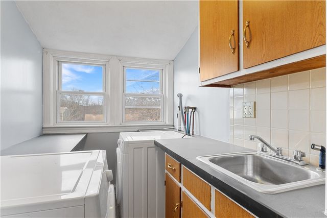 32 Cottage Street, Johnston, RI 02919