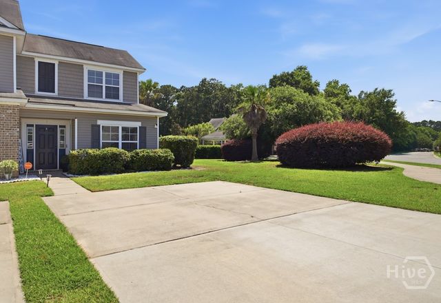 1 Red Robin Court, Port Wentworth, GA 31407