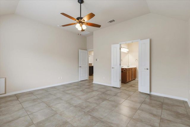 2005 Tranquility LN, Pflugerville, TX 78660