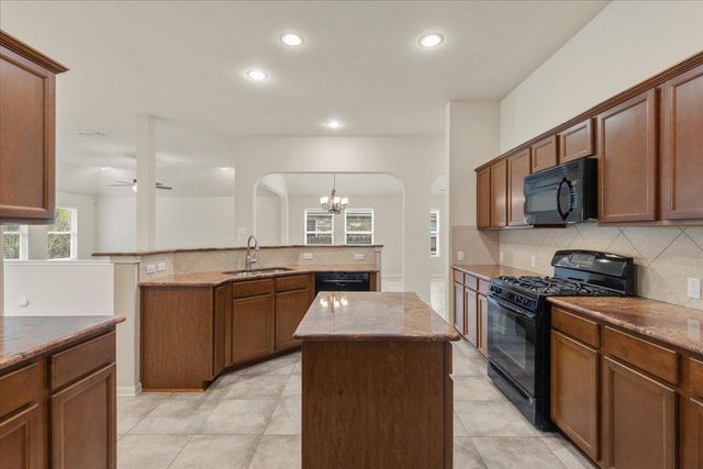 2005 Tranquility LN, Pflugerville, TX 78660