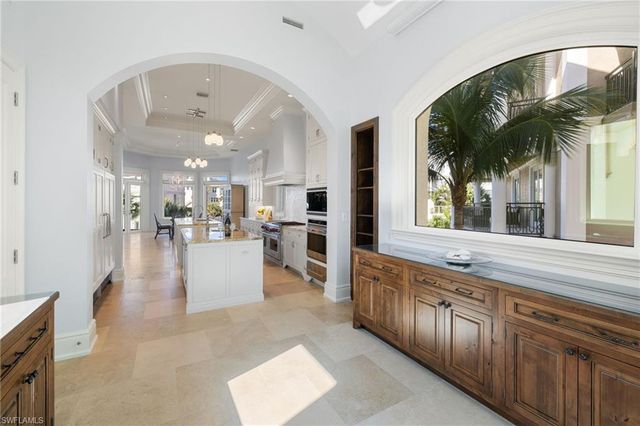 105 Felipe LN, Bonita Springs, FL 34134