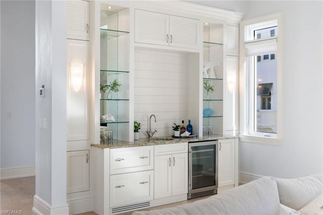 105 Felipe LN, Bonita Springs, FL 34134