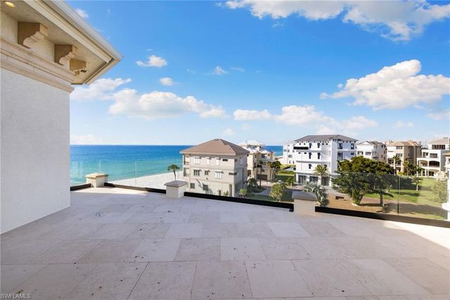 105 Felipe LN, Bonita Springs, FL 34134