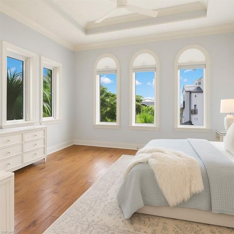 105 Felipe LN, Bonita Springs, FL 34134