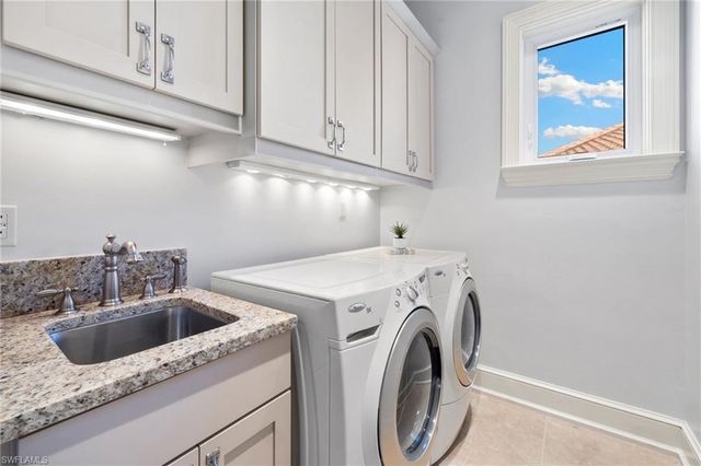 105 Felipe LN, Bonita Springs, FL 34134