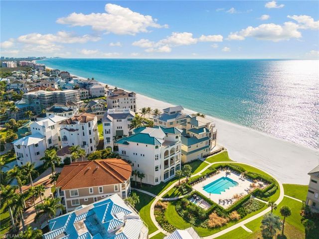 105 Felipe LN, Bonita Springs, FL 34134