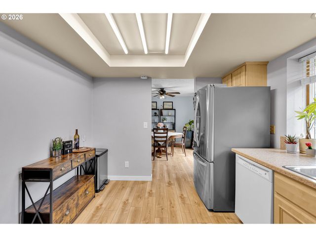 13032 Sw HANSON Rd, Beaverton, OR 97008