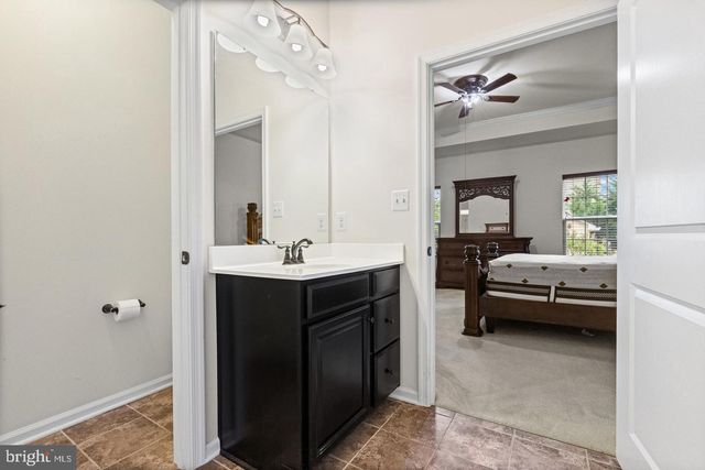 46 TYLER DR, Hanover, PA 17331