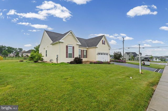 46 TYLER DR, Hanover, PA 17331