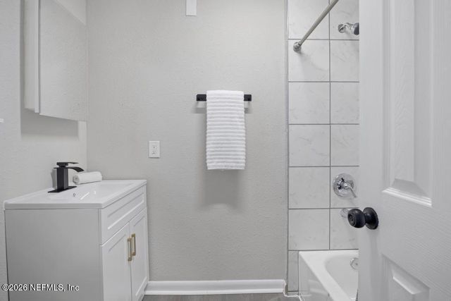 3430 HICKORYNUT Street, Jacksonville, FL 32208