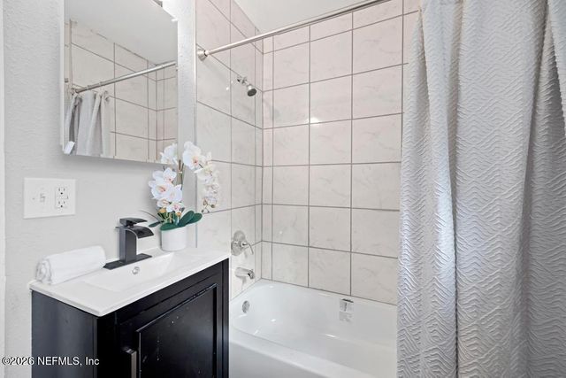 3430 HICKORYNUT Street, Jacksonville, FL 32208