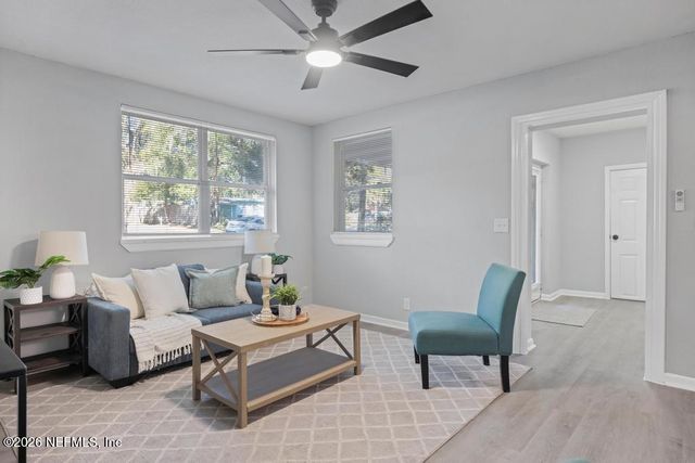 3430 HICKORYNUT Street, Jacksonville, FL 32208