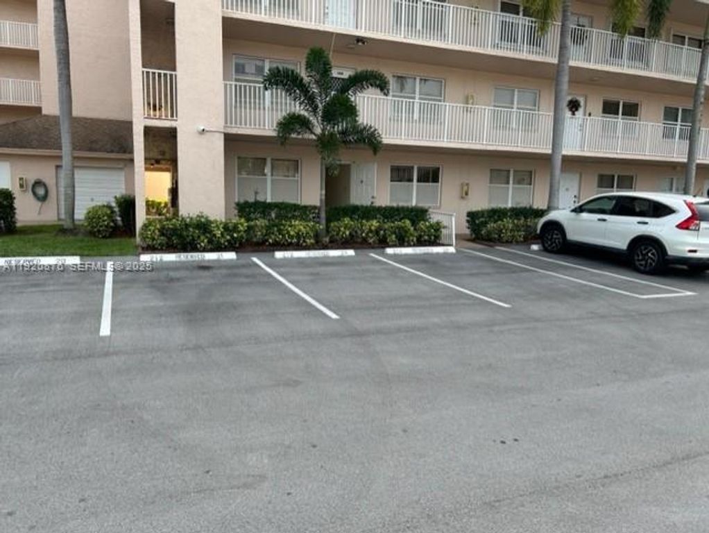 2607 NW 104th Avenue 106, Sunrise, FL 33322