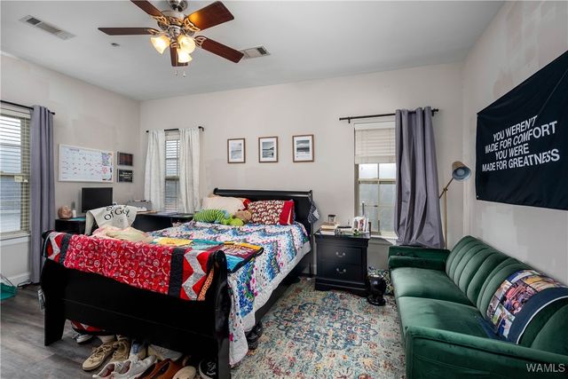 3218 Veterans Memorial 2301, Tuscaloosa, AL 35404