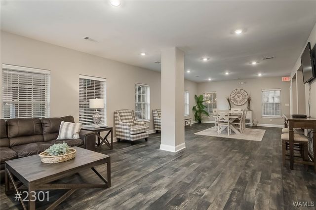 3218 Veterans Memorial 2301, Tuscaloosa, AL 35404