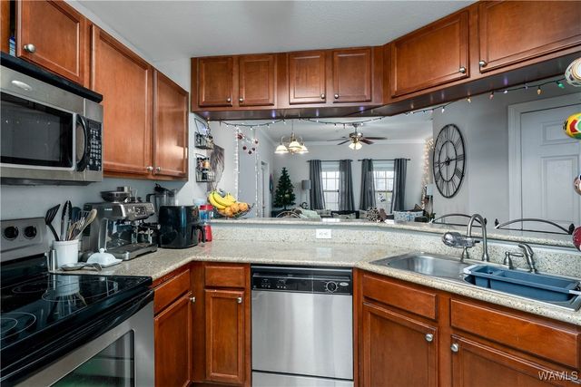 3218 Veterans Memorial 2301, Tuscaloosa, AL 35404