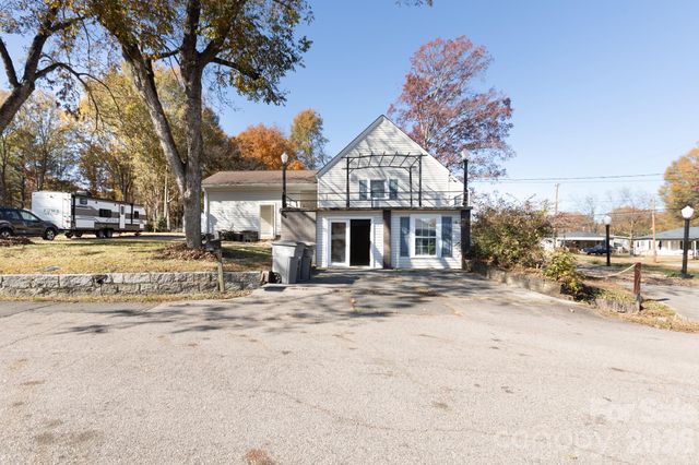 1402 Brantley Road, Kannapolis, NC 28083