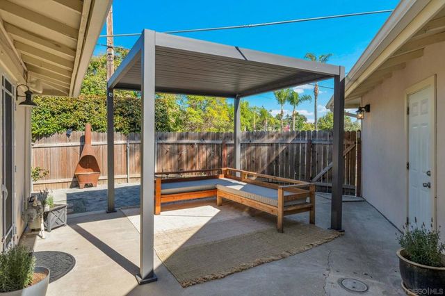 917 Chestnut St, Escondido, CA 92025