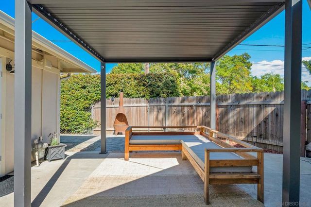 917 Chestnut St, Escondido, CA 92025