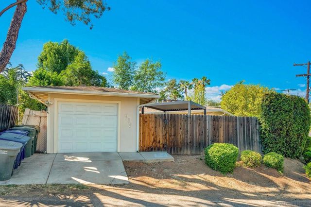 917 Chestnut St, Escondido, CA 92025