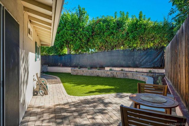 917 Chestnut St, Escondido, CA 92025