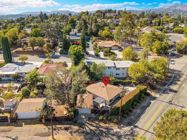 917 Chestnut St, Escondido, CA 92025