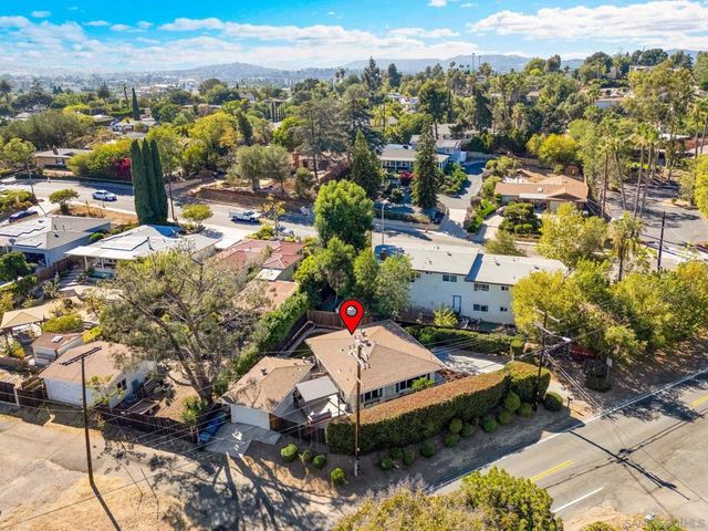 917 Chestnut St, Escondido, CA 92025